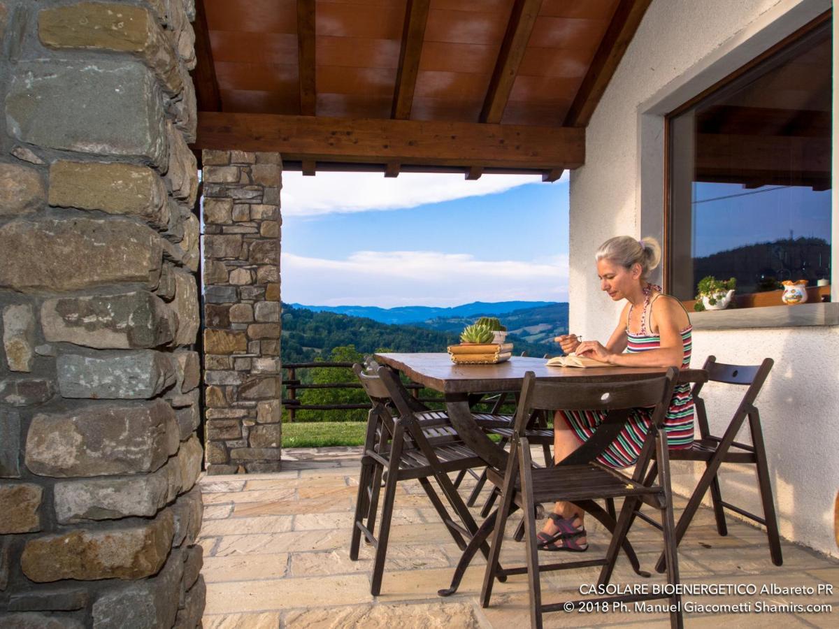 Il Casolare Bioenergetico Bed & Breakfast Albareto  Exterior photo