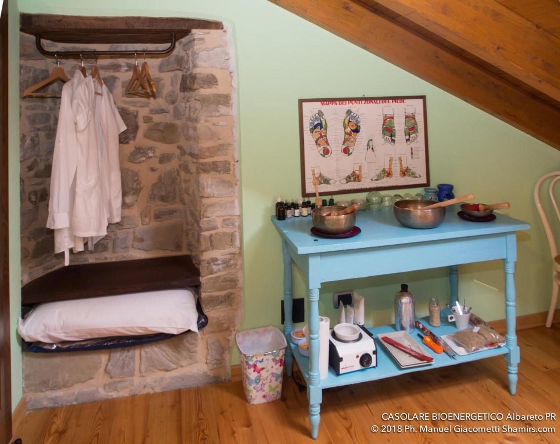 Il Casolare Bioenergetico Bed & Breakfast Albareto  Exterior photo