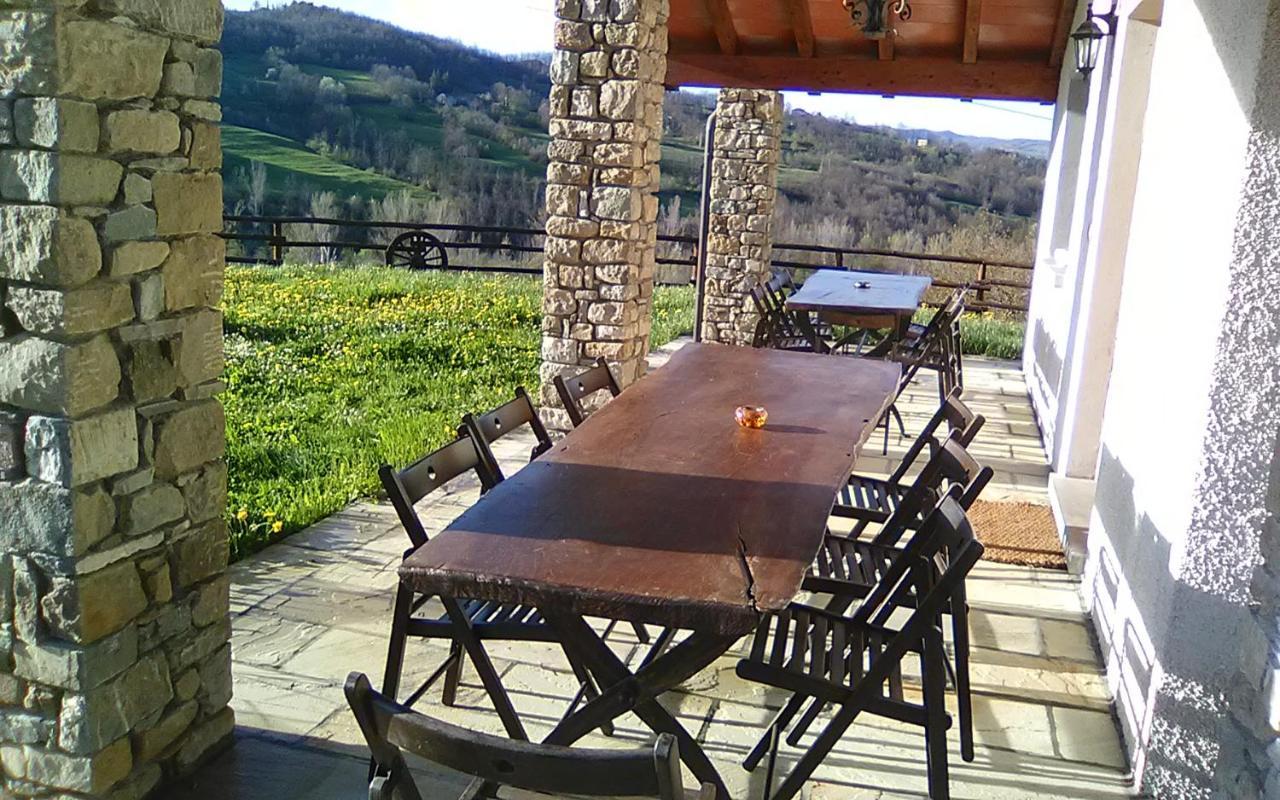 Il Casolare Bioenergetico Bed & Breakfast Albareto  Exterior photo