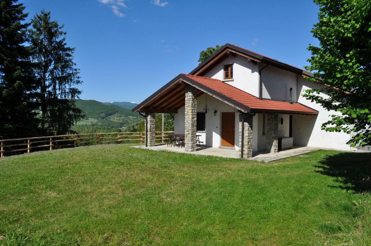 Il Casolare Bioenergetico Bed & Breakfast Albareto  Exterior photo
